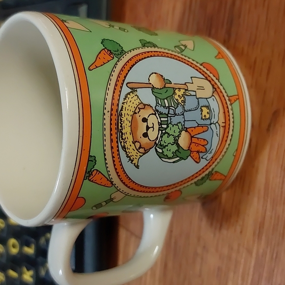 Lucy &Me Other - Lucy & Me Cup 1987